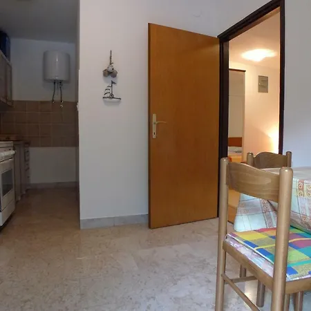 Apartment Zana